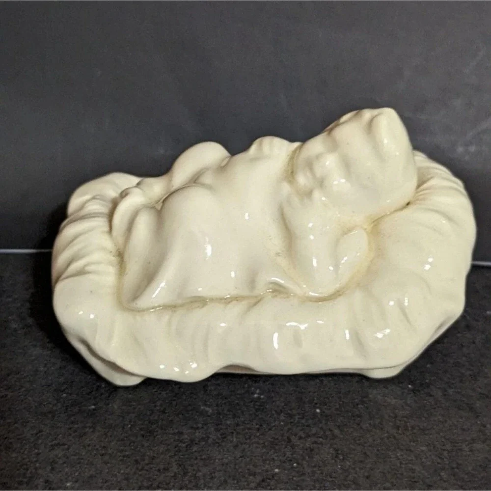 Vintage Ceramic‎ Nativity Mary and Baby Jesus Figurines Cream Glaze 2 Piece Set